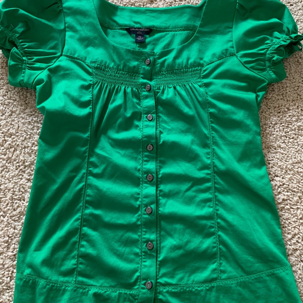 Banana republic M button up blouse